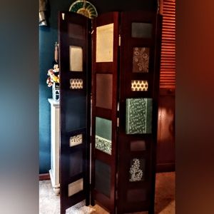 Folding picture frame room divider